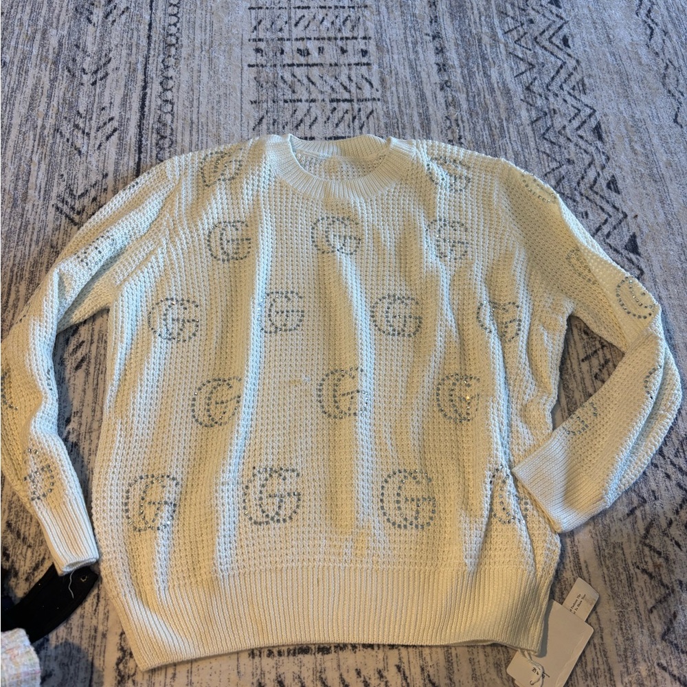Women's White Patterned Sweater
